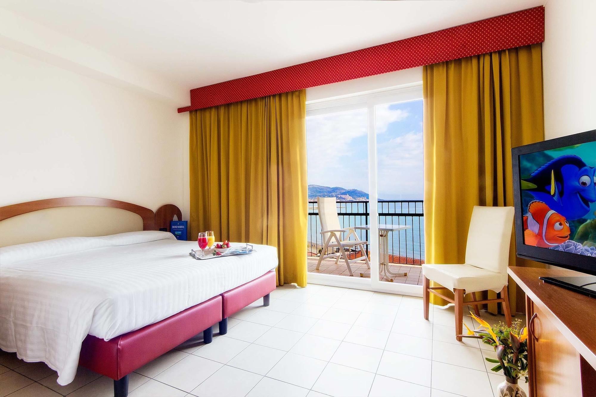 Piccolo Hotel Diano Marina Exterior photo